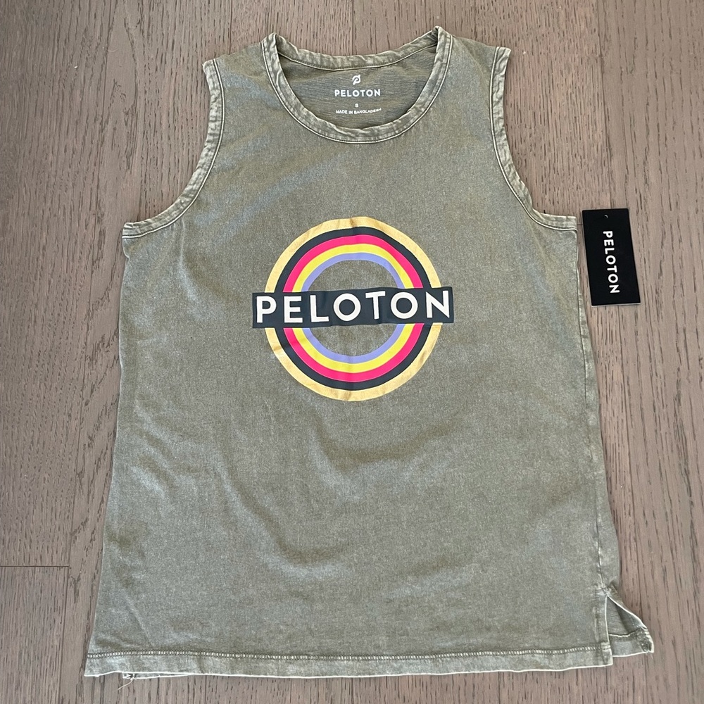 Peloton Studio Slit muscle tank olive green Small